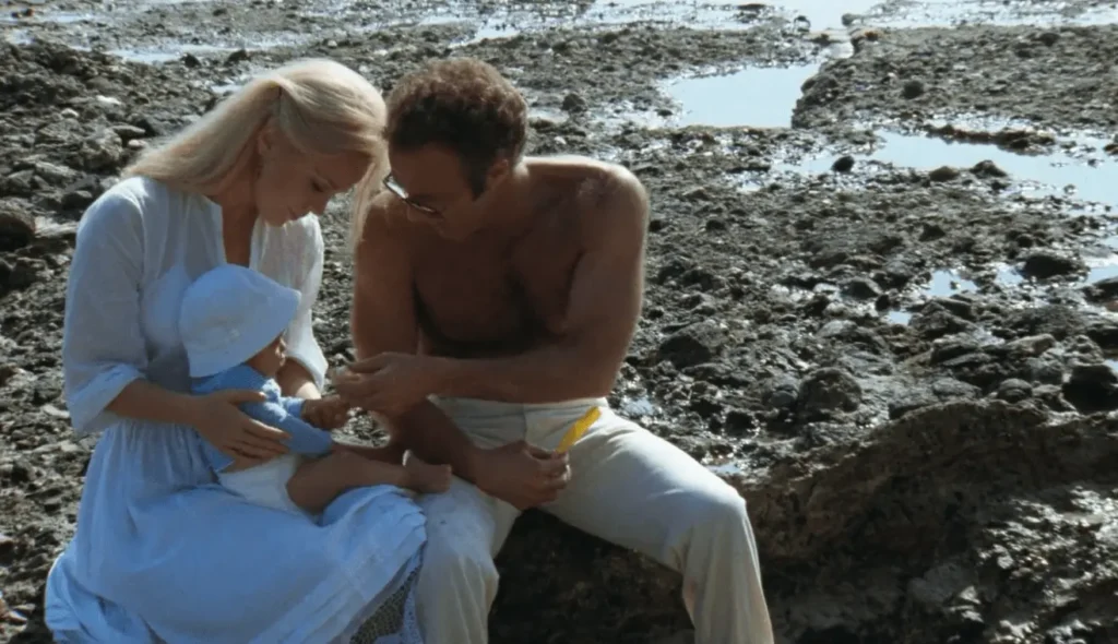 Tuesday Weld as Jessie & James Caan as Frank from Thief (1981)